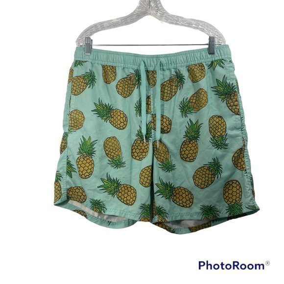 Trinity Pineapple swim trunks with pockets‎ - Picture 1 of 9